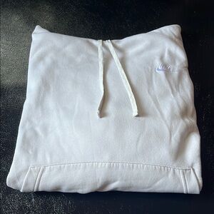 Nike Classic White Pullover